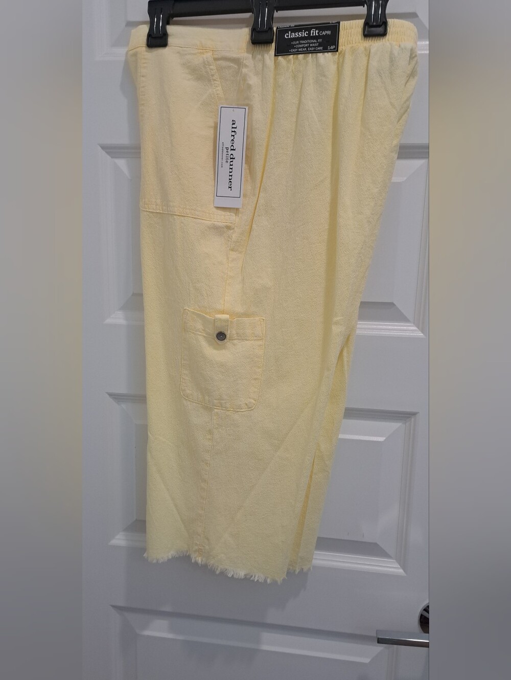 Alfred Dunner Pale Yellow Cargo Pants